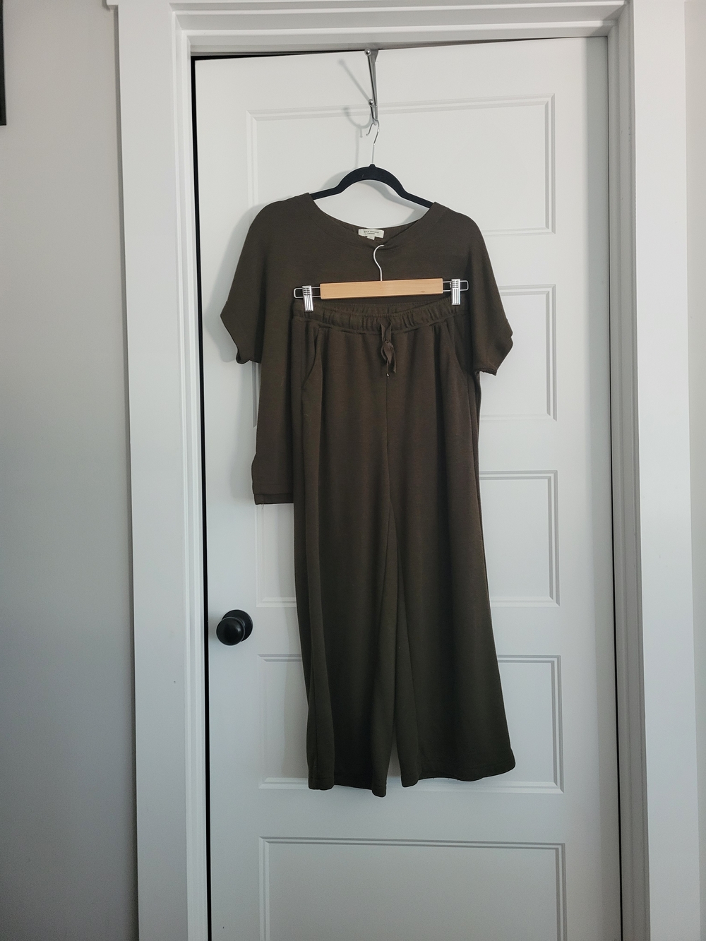 Max Studio Olive Green Wide-Leg Pants with Matching Top Set